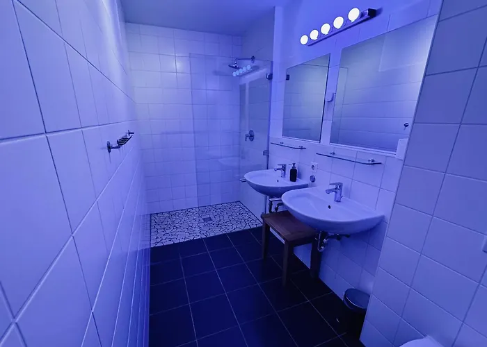 Premium In/out - Steinadler オーバータウエルン